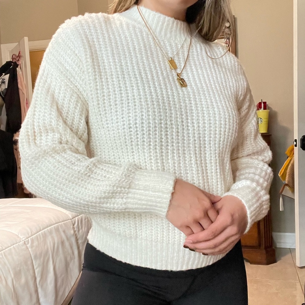 Knitted top - Picture 2 of 3